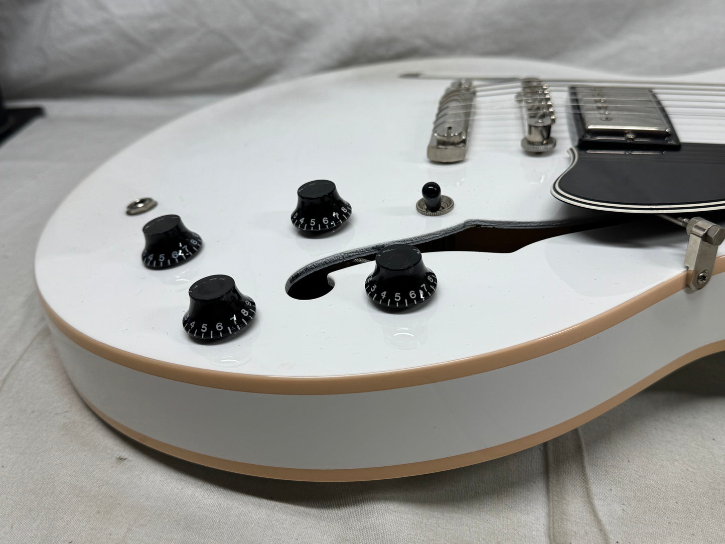 Gibson ESDT335 ESDT 335 ES-335 Semi-Hollowbody Guitar with Case 2001