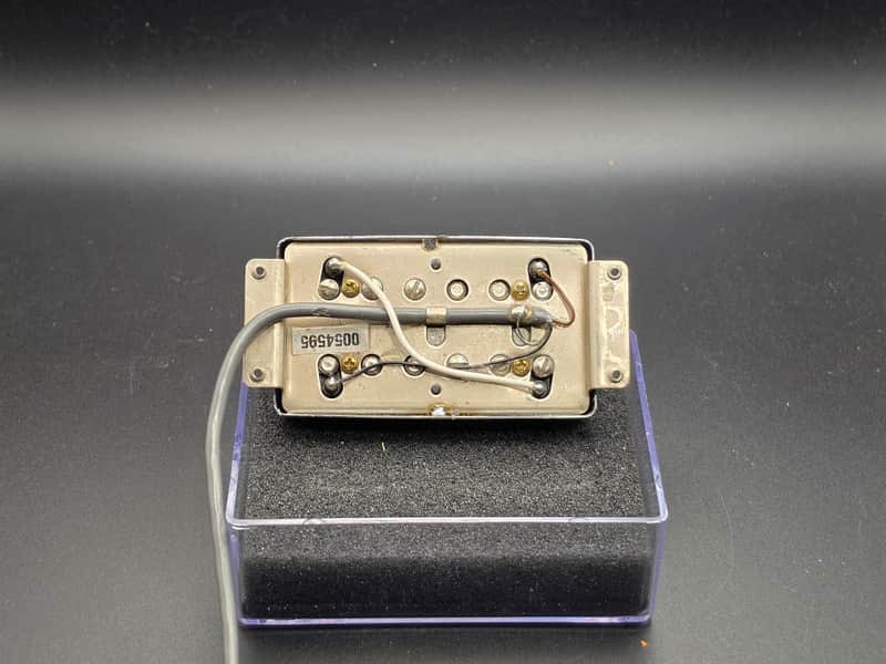 Fender '72 Reissue Wide Range Guitar Neck Pickup (8.16kOhm) - Image 2