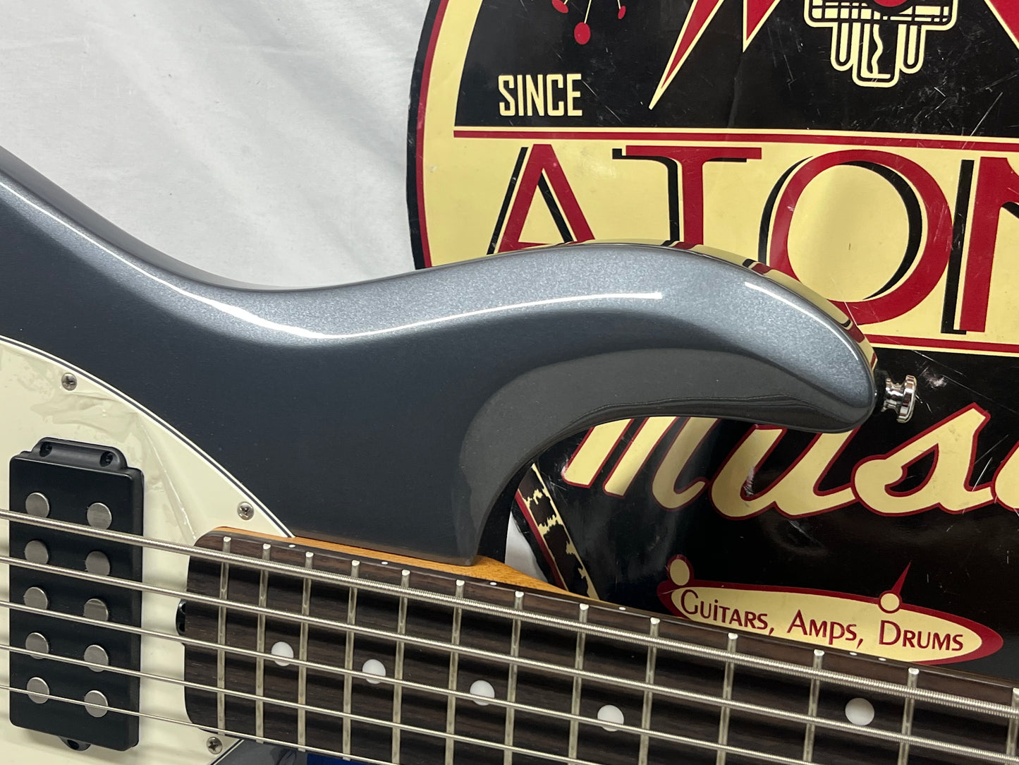 Sterling Music Man Stingray 5 5-String Electric Bass