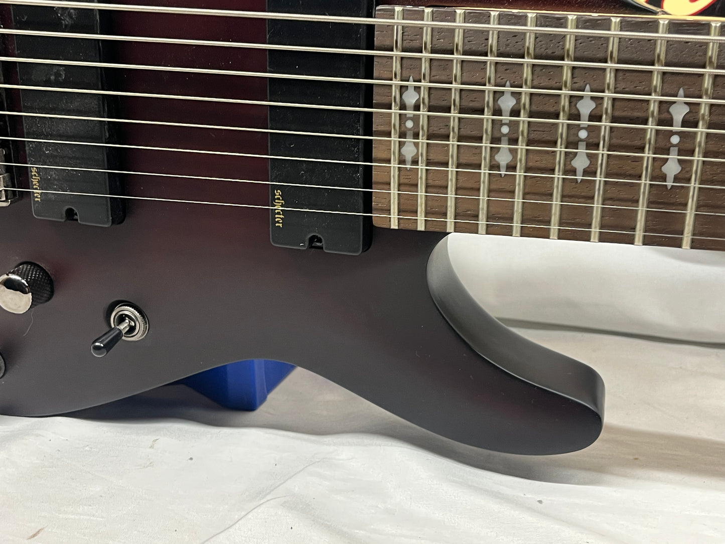 Schecter Omen-8 8-String Doublecut Electric Guitar