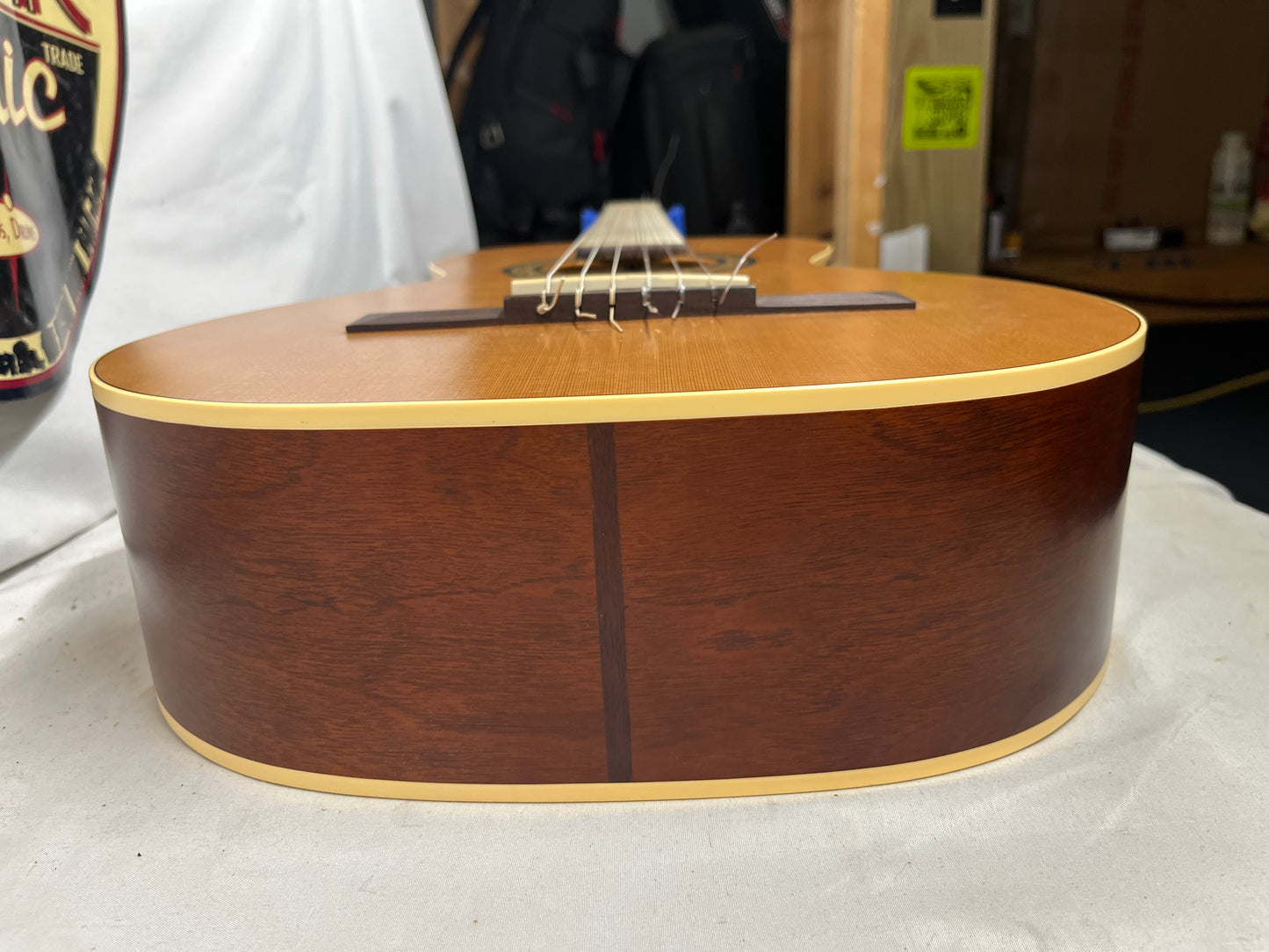 La Patrie (Godin) Motif Classical Acoustic Guitar