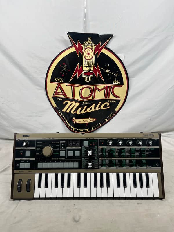 Korg Microkorg 37-Key Keyboard Synthesizer Vocoder