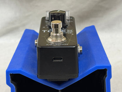 IK Multimedia AmpliTube Model IK000199 ToneX tone x One Amplifier / Speaker Cabinet / Multi-Effects Modeler Pedal