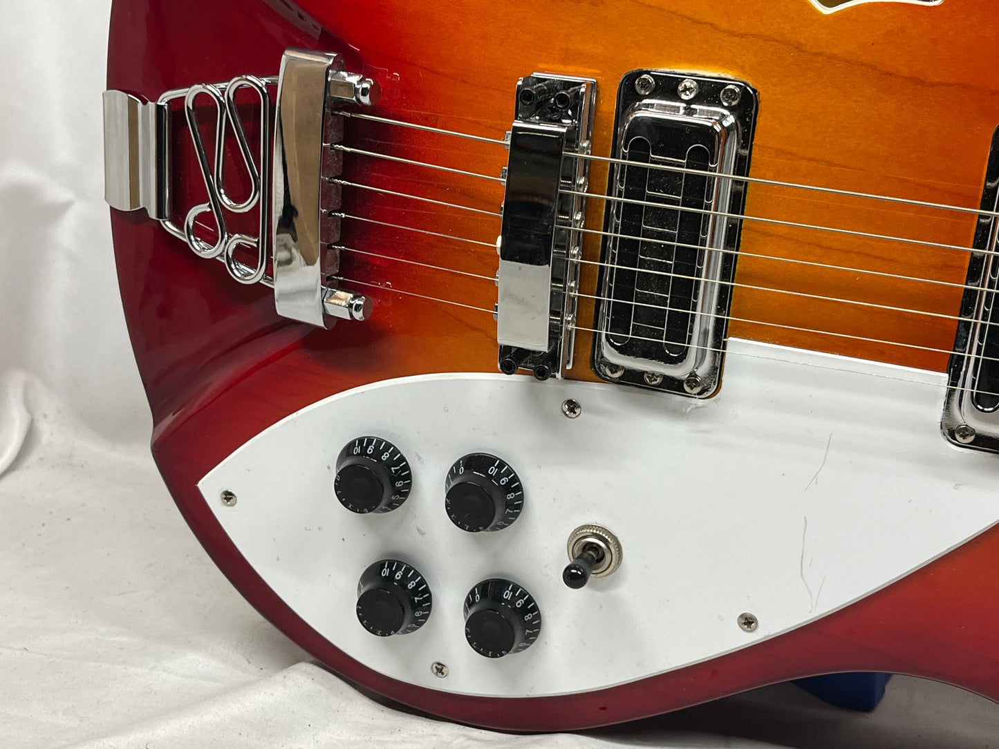 IYV IVRK-20 Semi-Hollow Body Electric Guitar