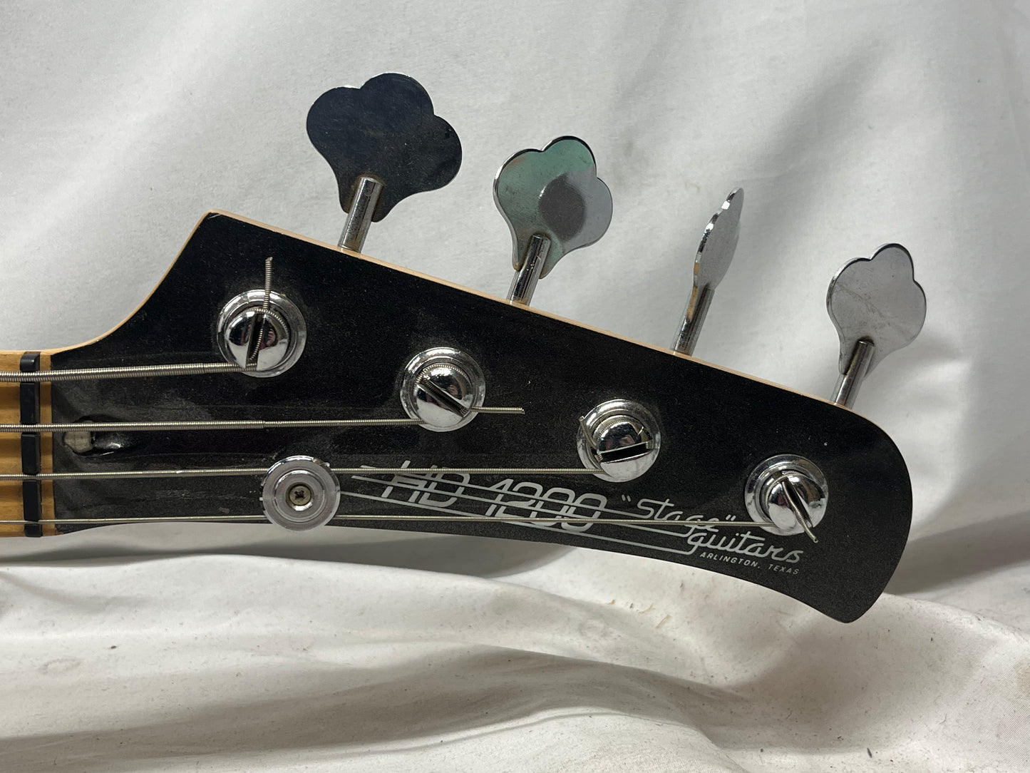 Stage HD1200 Doublecut 4-String Electric P-Style Bass