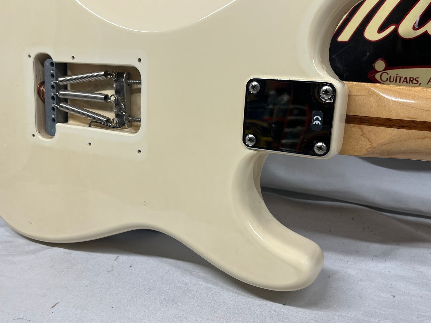 Fender Standard Stratocaster Strat Left Handed Lefty Electric Guitar - Arctic White