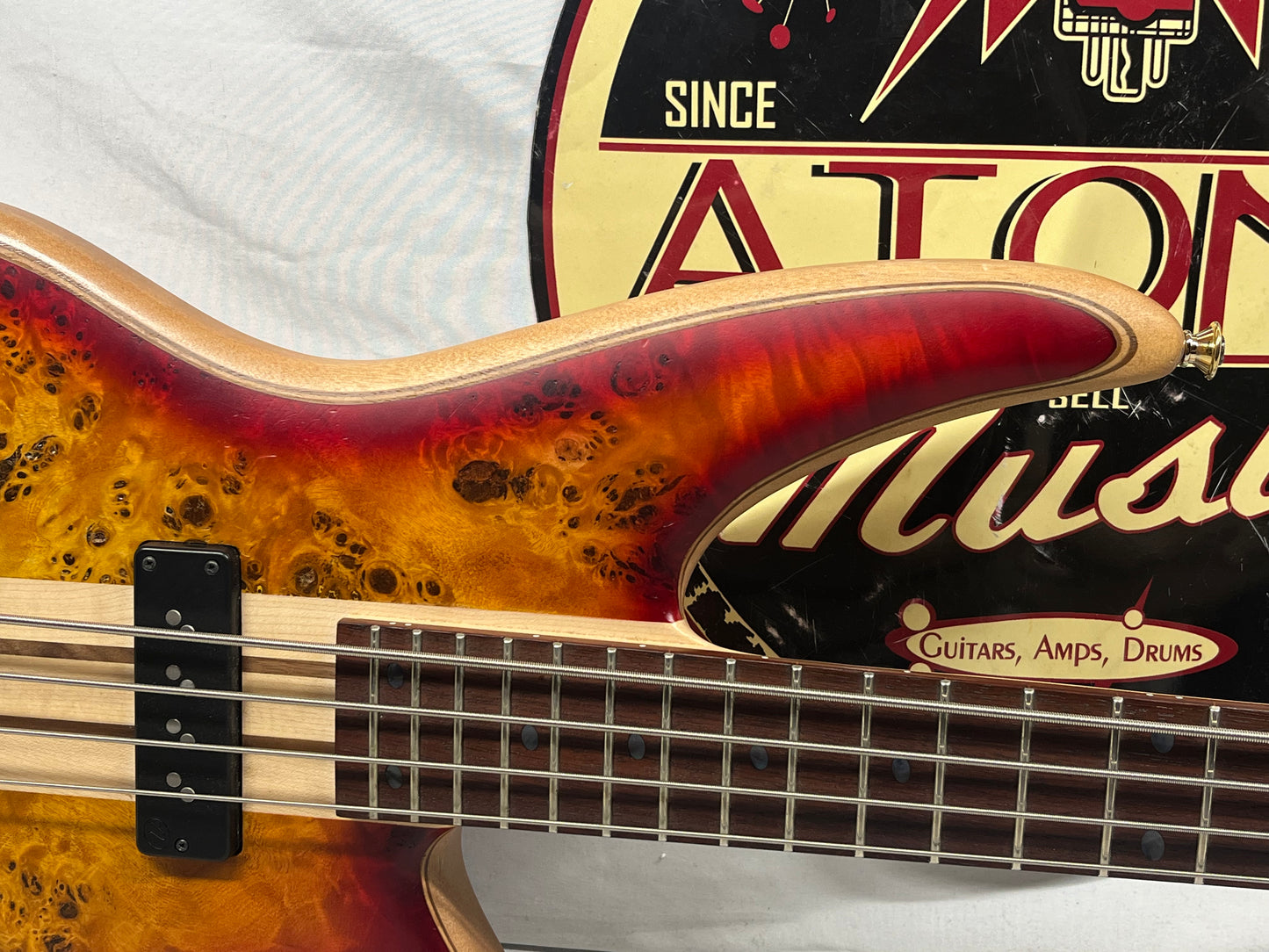 Jackson Pro Series Spectra IV 4-String Electric Bass