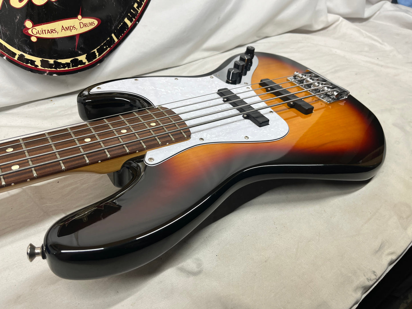 Fender Deluxe Active Jazz Bass V 5-String Electric Bass 2006 - Brown Sunburst
