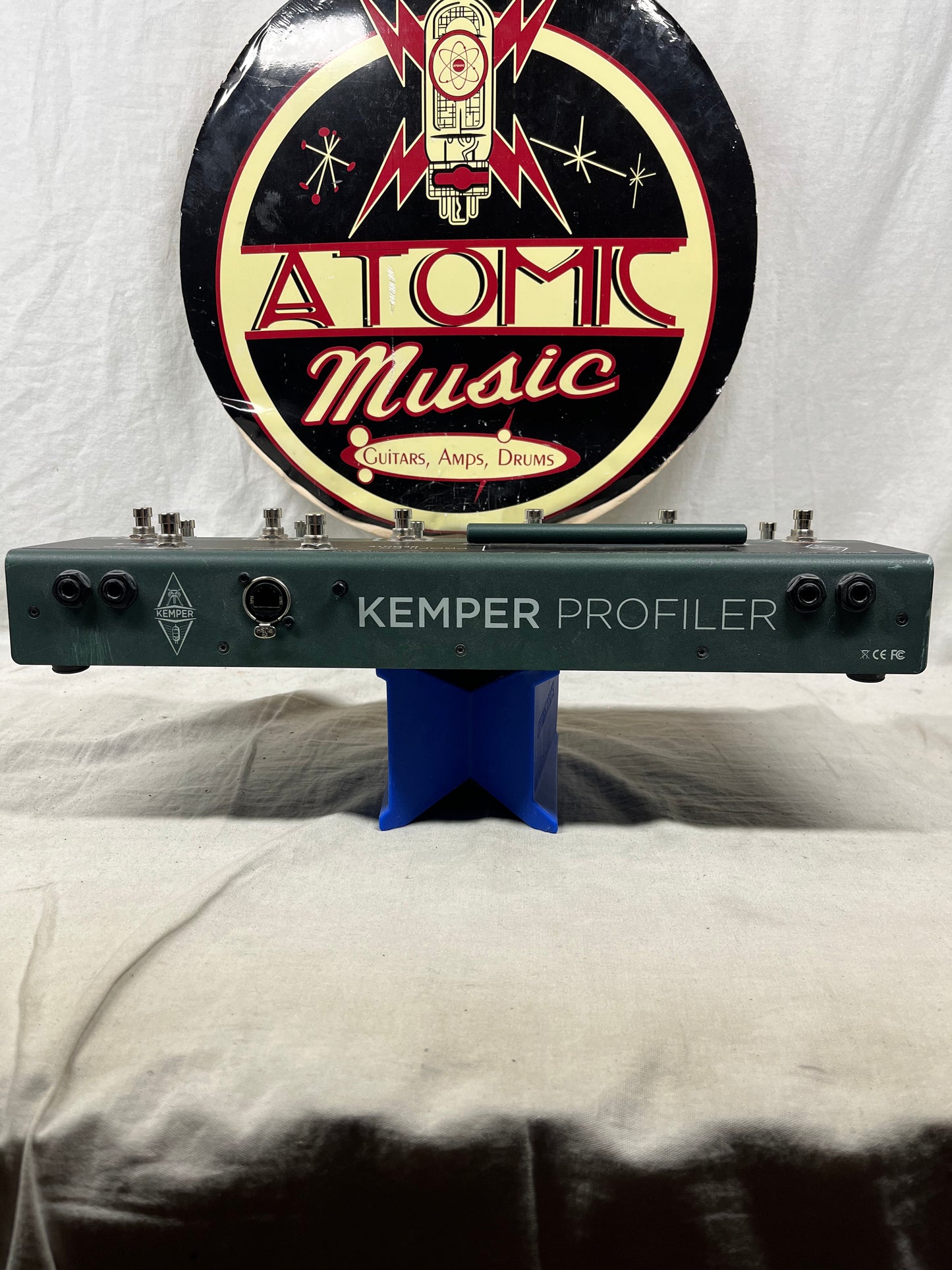 Kemper Amps Profiling Amplifier with Profiler Remote Footswitch + Soft Case
