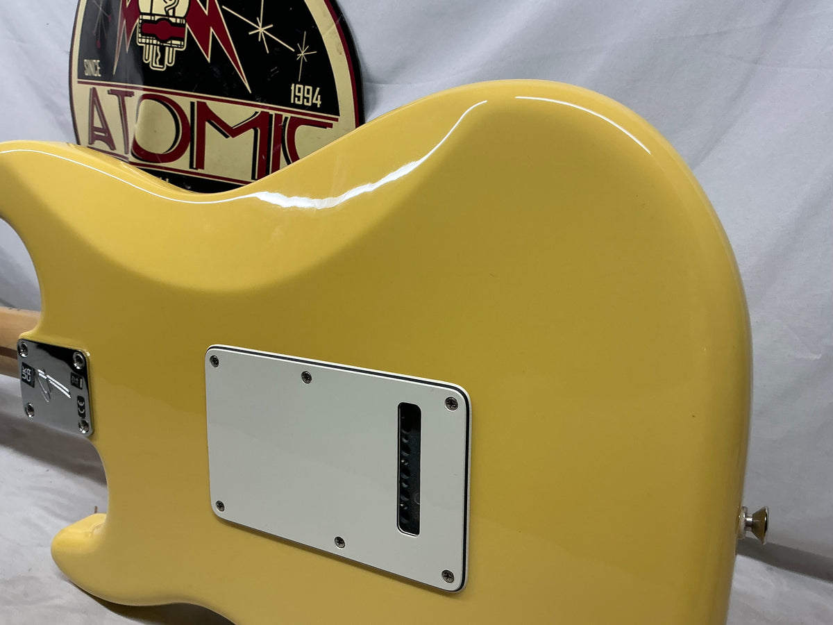Fender Player Stratocaster 2022 - Butter Cream - Maple Fingerboard