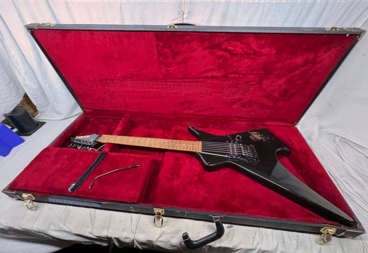 Hamer USA Scarab Guitar with Case - Black