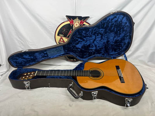 Takamine Hirade HP-7C Singelcut Classical Acoustic/Electric Guitar