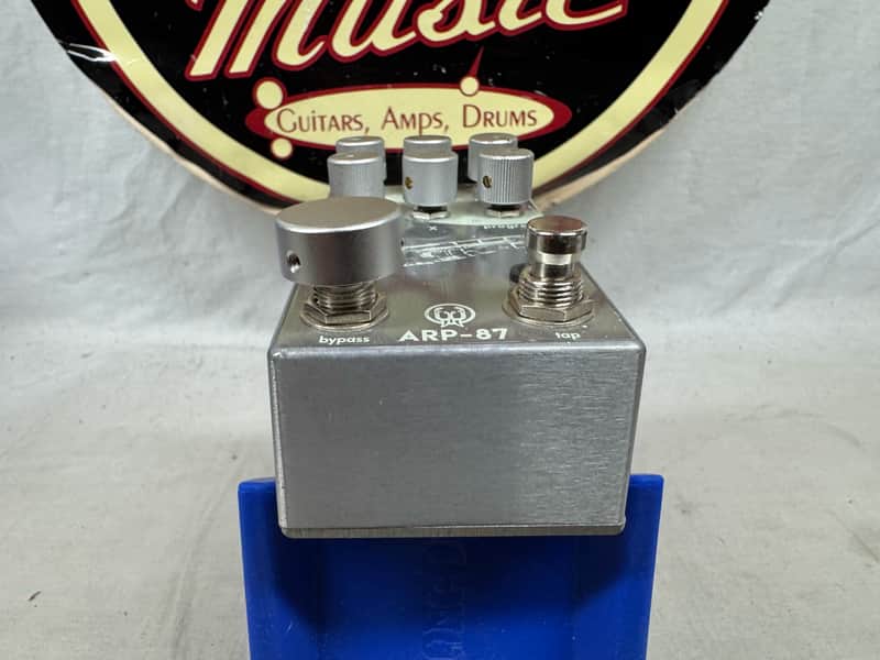 Walrus Audio ARP-87 Multi-Function Delay Pedal - Image 3