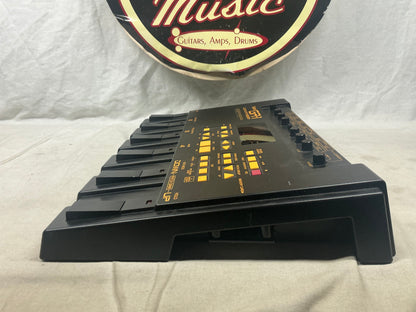 Roland GR-1 Guitar Synthesizer