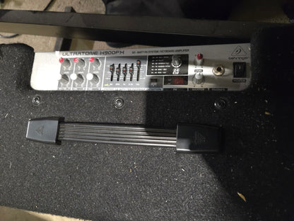 Behringer Ultratone K900FX 90-Watt 1x12 Keyboard Amp 2010s - Local Pickup Only