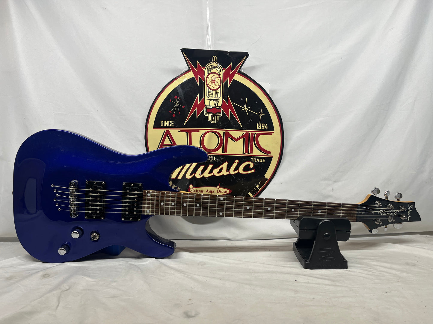 Schecter Diamond Series Omen-6 Doublecut Electric Guitar