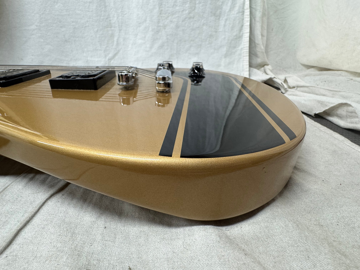 Fender Toronado GT HH Guitar with Case - MIK Made In Korea 2004 - Gold