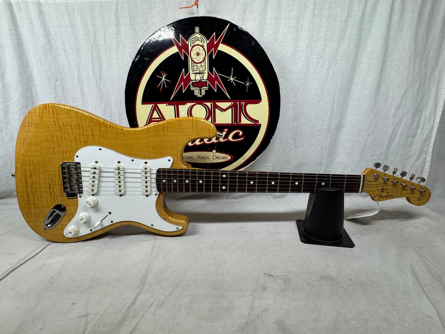 Fender Foto Flame Stratocaster Guitar with Case - MIJ Made In Japan 1994