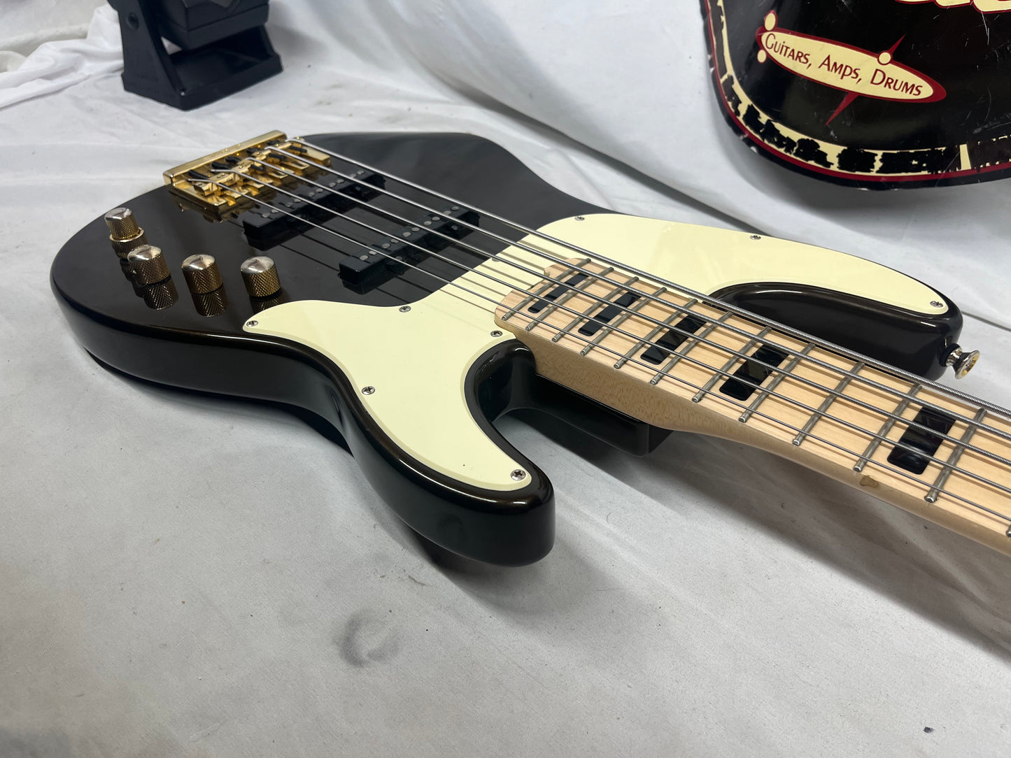 Jackson Pro Series Adam Blackstone Signature "Gladys" 5-String Electric Bass