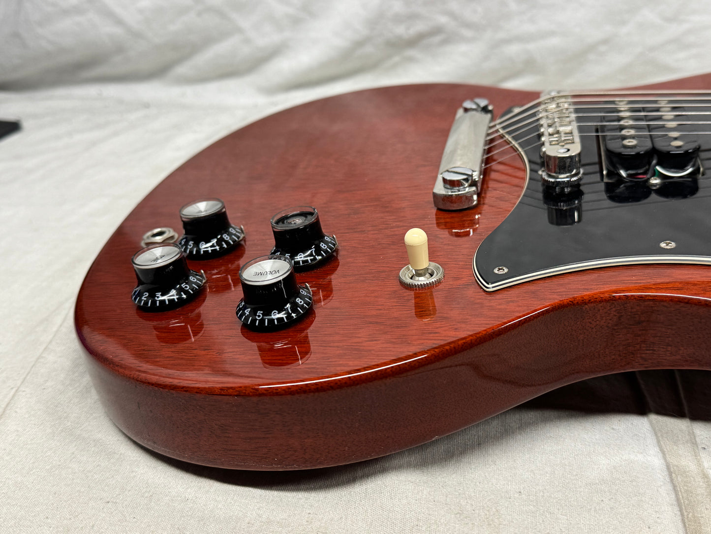 Gibson SG Standard Guitar with Case 2008
