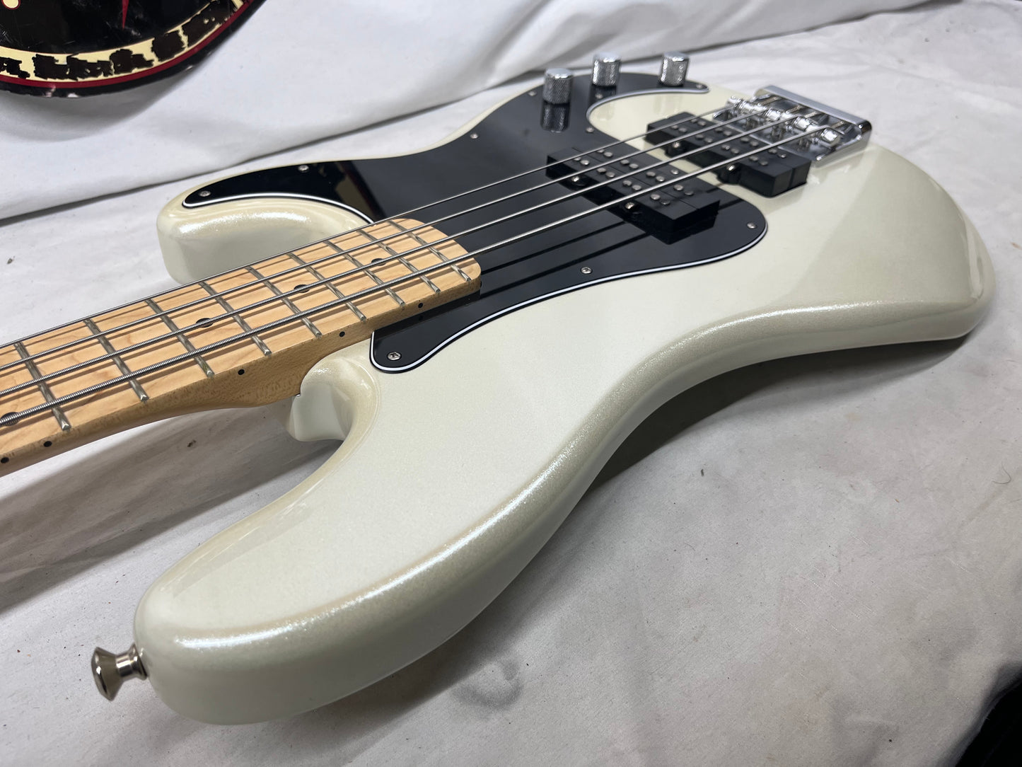 Fender 4-String Electric Precision Bass MIM - Made in Mexico
