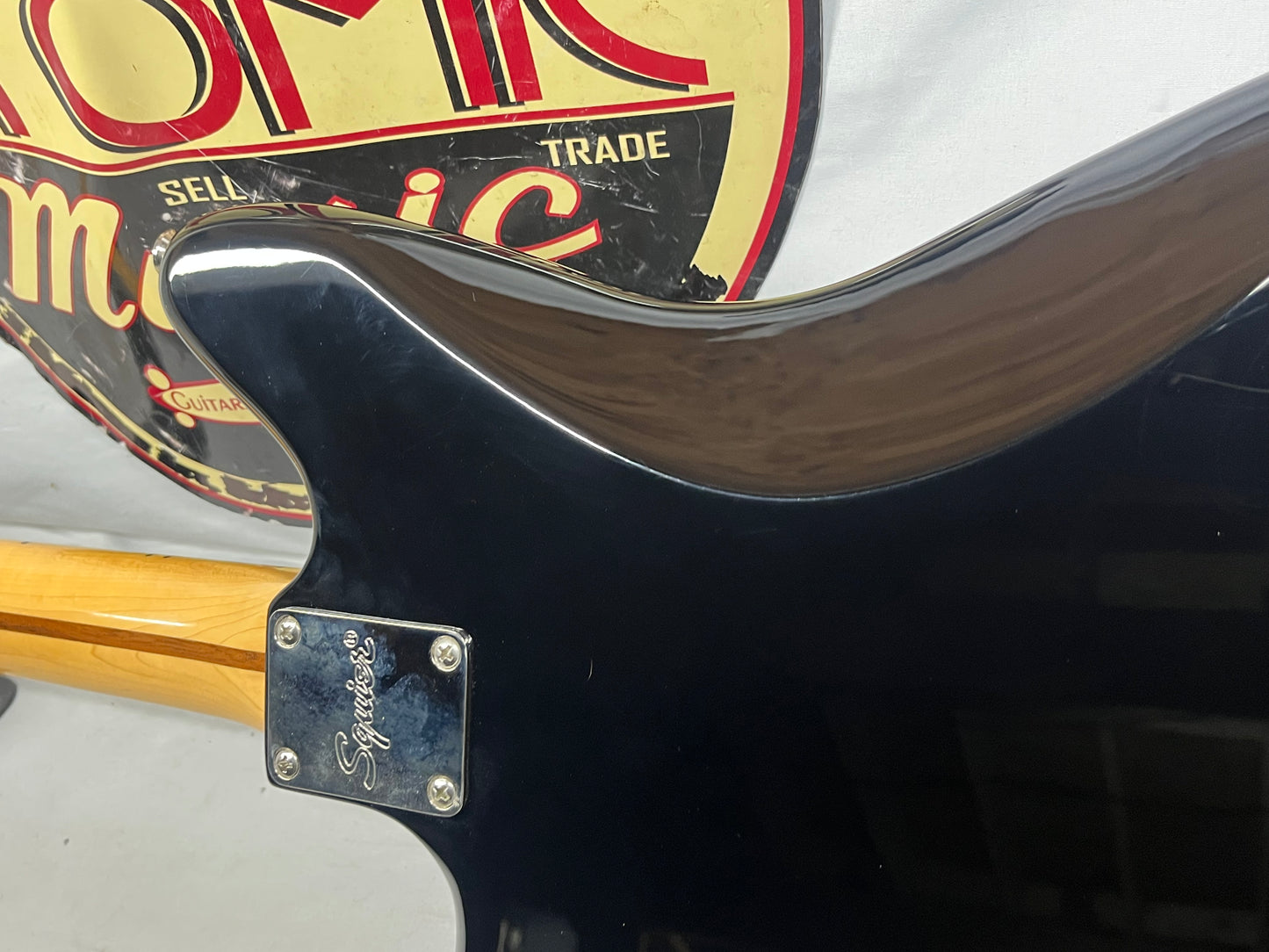 Squier Classic Vibe '70s Jaguar Electric Guitar