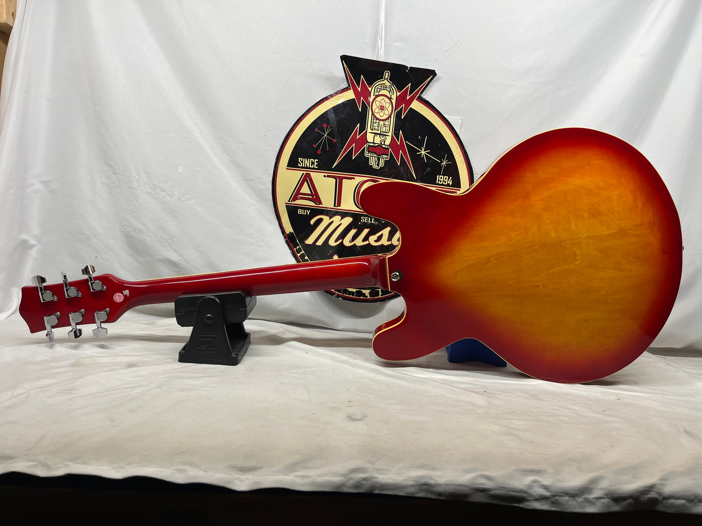 Jay Turser Doublecut Semi-Hollow Body Electric Guitar