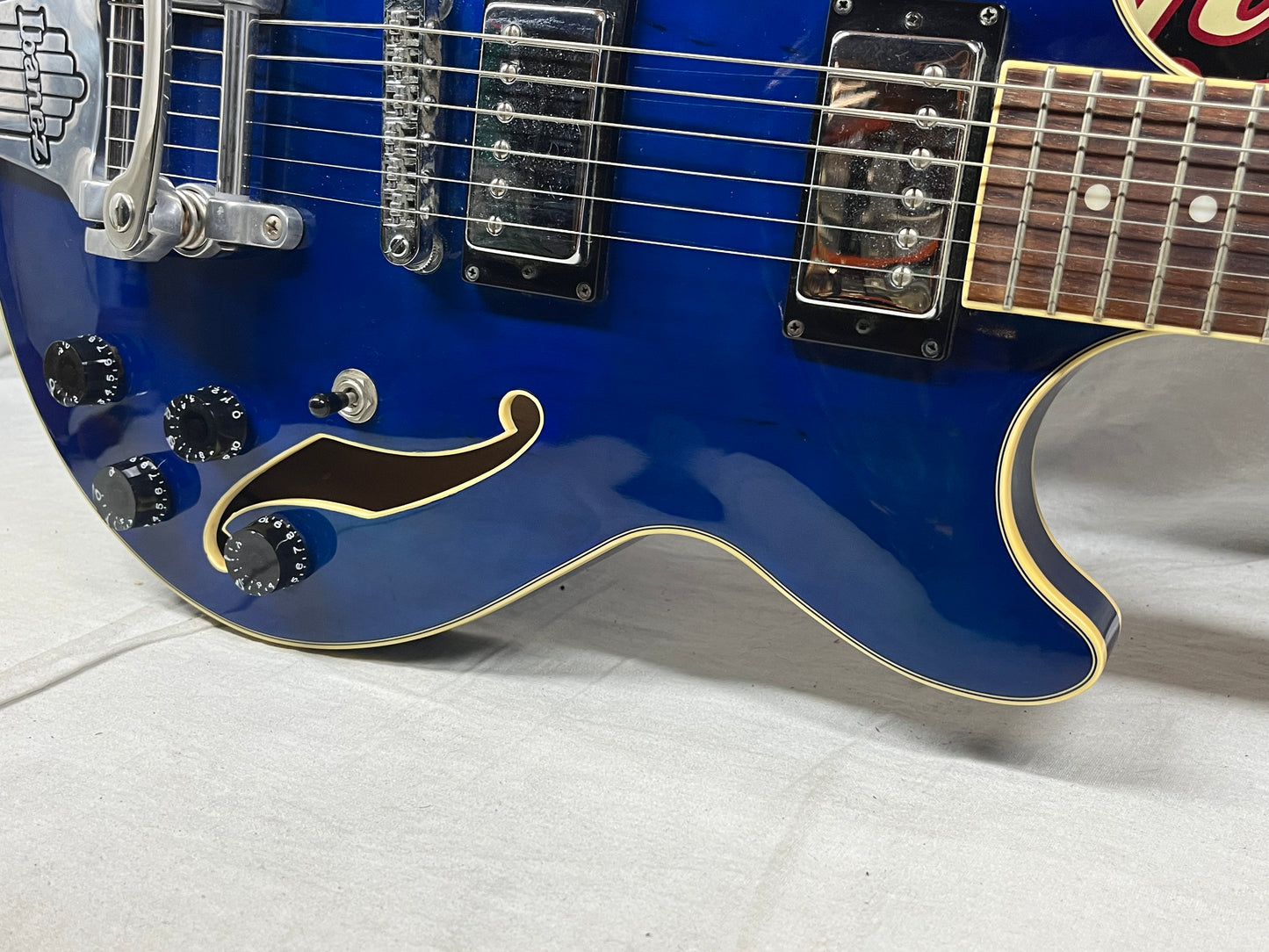 Ibanez AM73T Artcore Series Semi-Hollow Body Electric Guitar