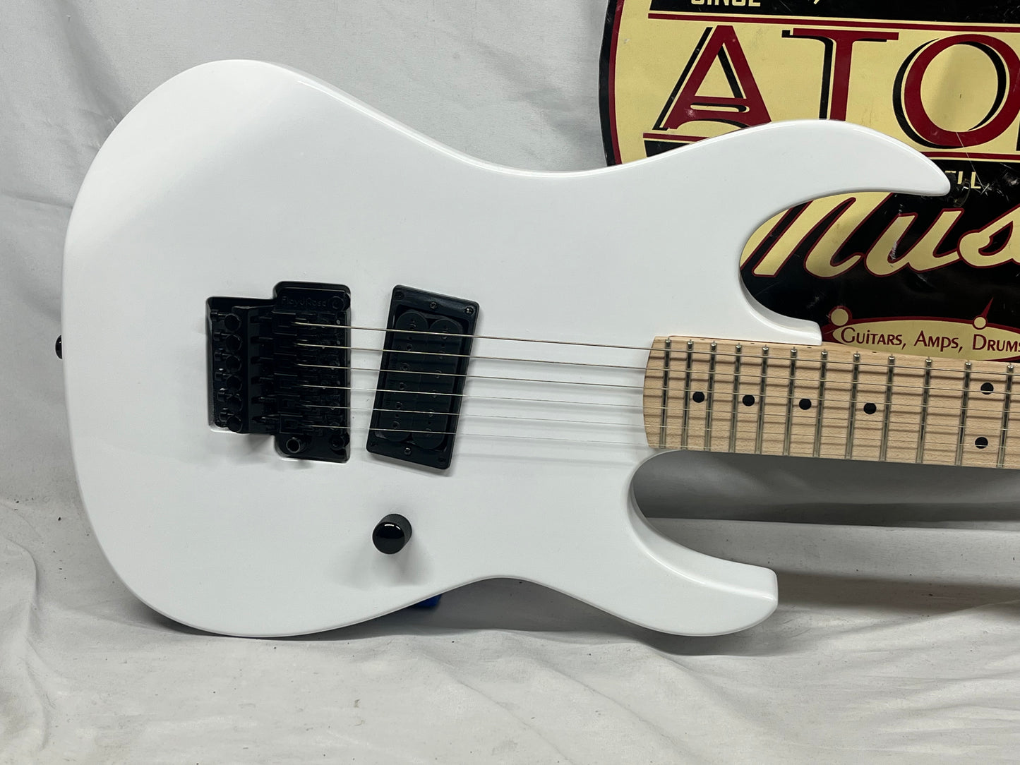B.C. Rich bc GR2FRWH Gunslinger Retro II Electric Guitar 2025 - White