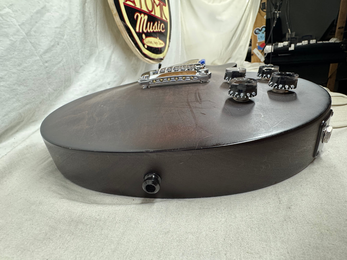 Gibson LPJ Les Paul Guitar 2013