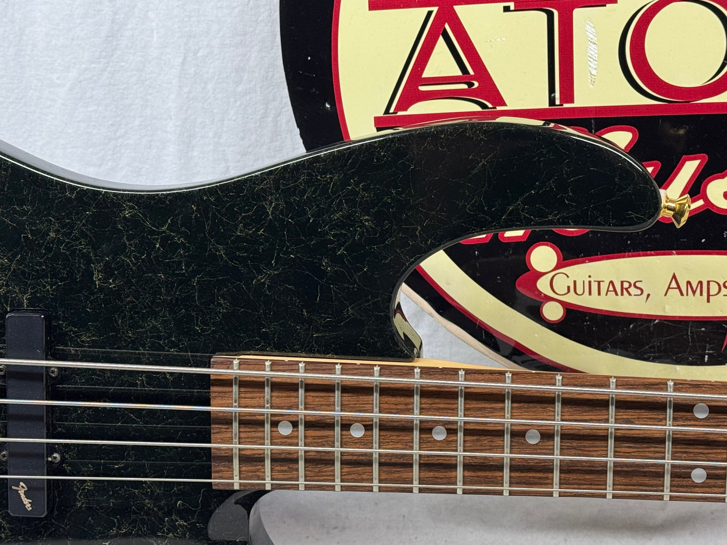 Fender HM Bass IV heavy metal 4-string Bass with Case - MIJ Made In Japan 1989 - 1990 - Green / Gold