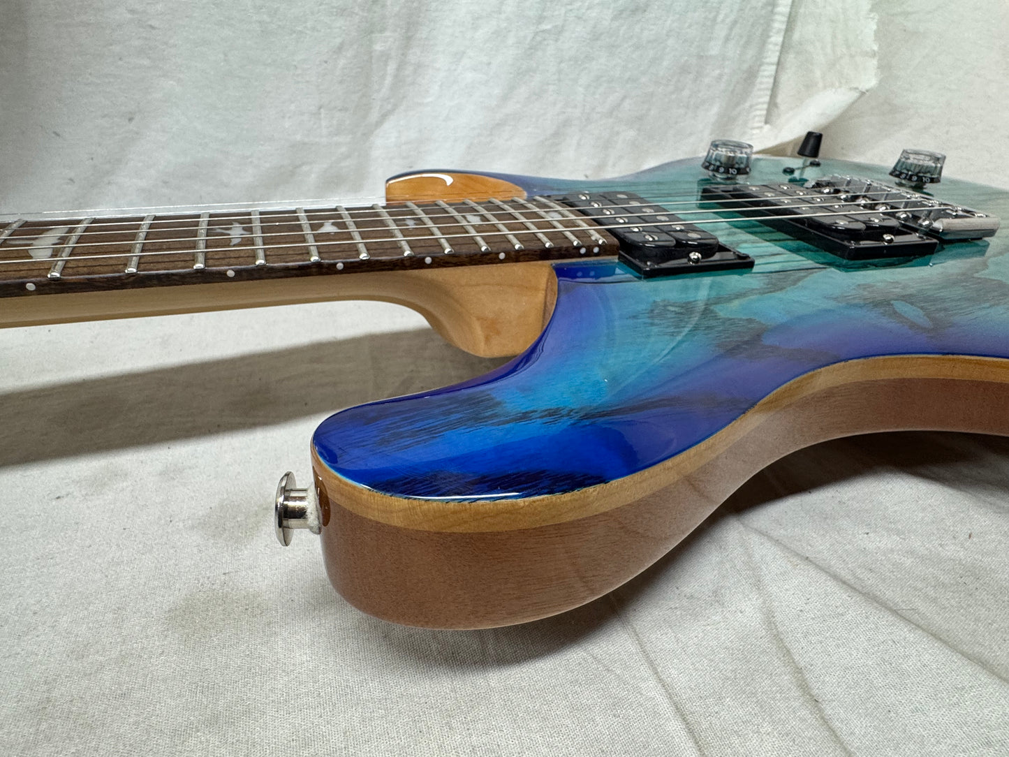PRS Paul Reed Smith SE Limited Edition Custom 24 Burled Ash Guitar 2024 - Lake Blue