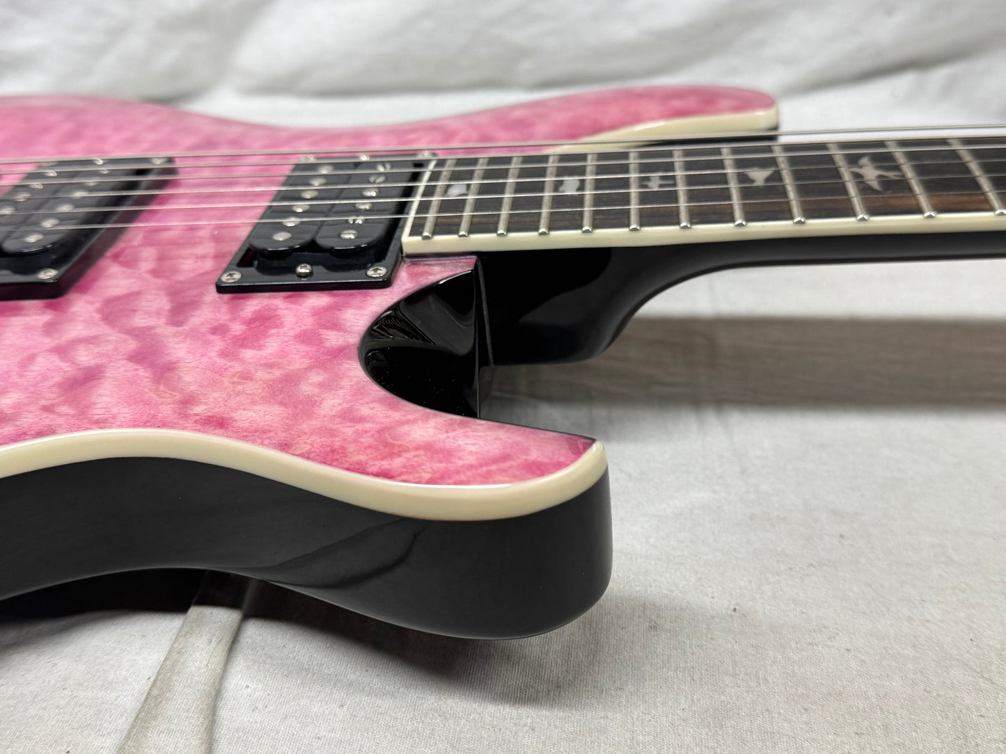 PRS Paul Reed Smith SE Custom 24 Guitar 2023 - Bonnie Pink