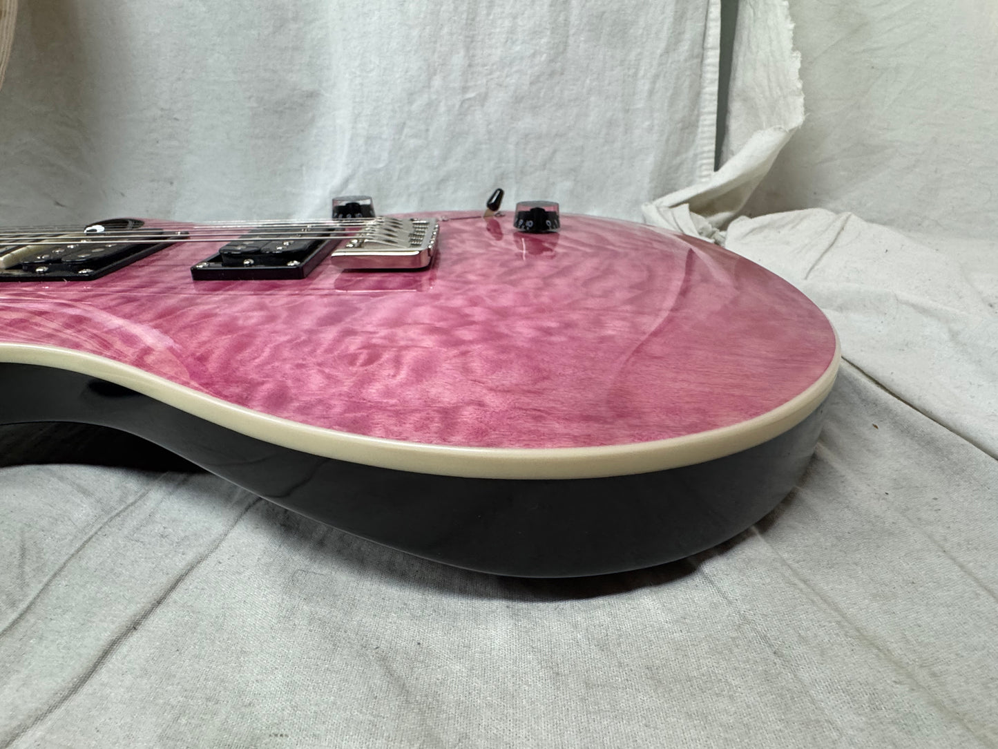 PRS Paul Reed Smith SE Custom 24 Guitar 2023 - Bonnie Pink