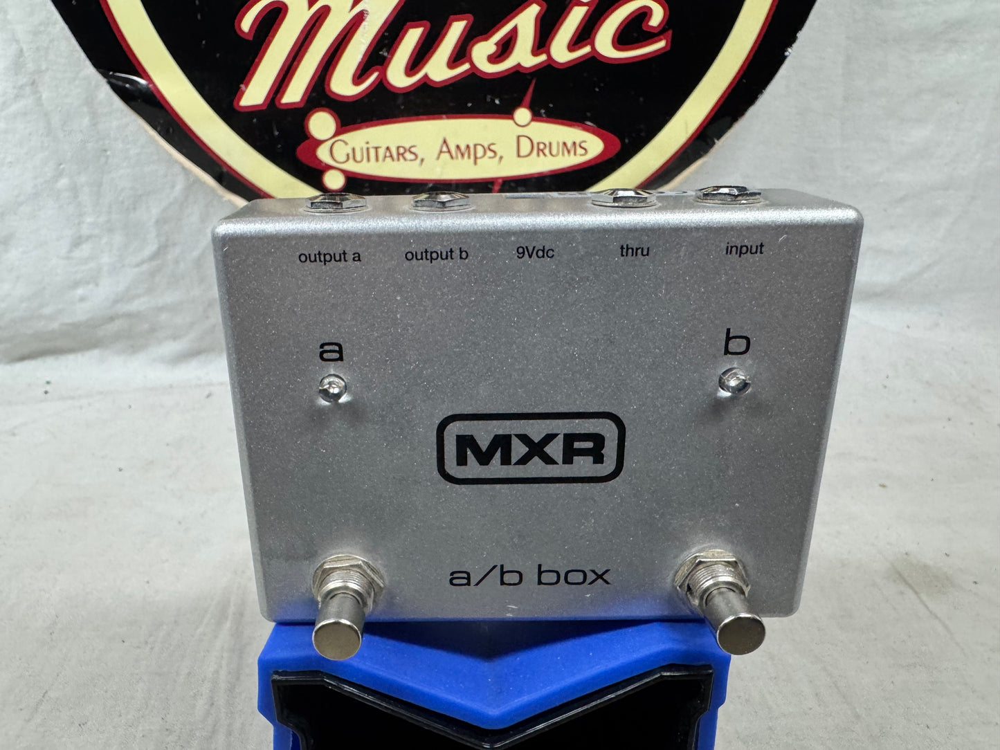 MXR M196 A/B ab Box Pedal