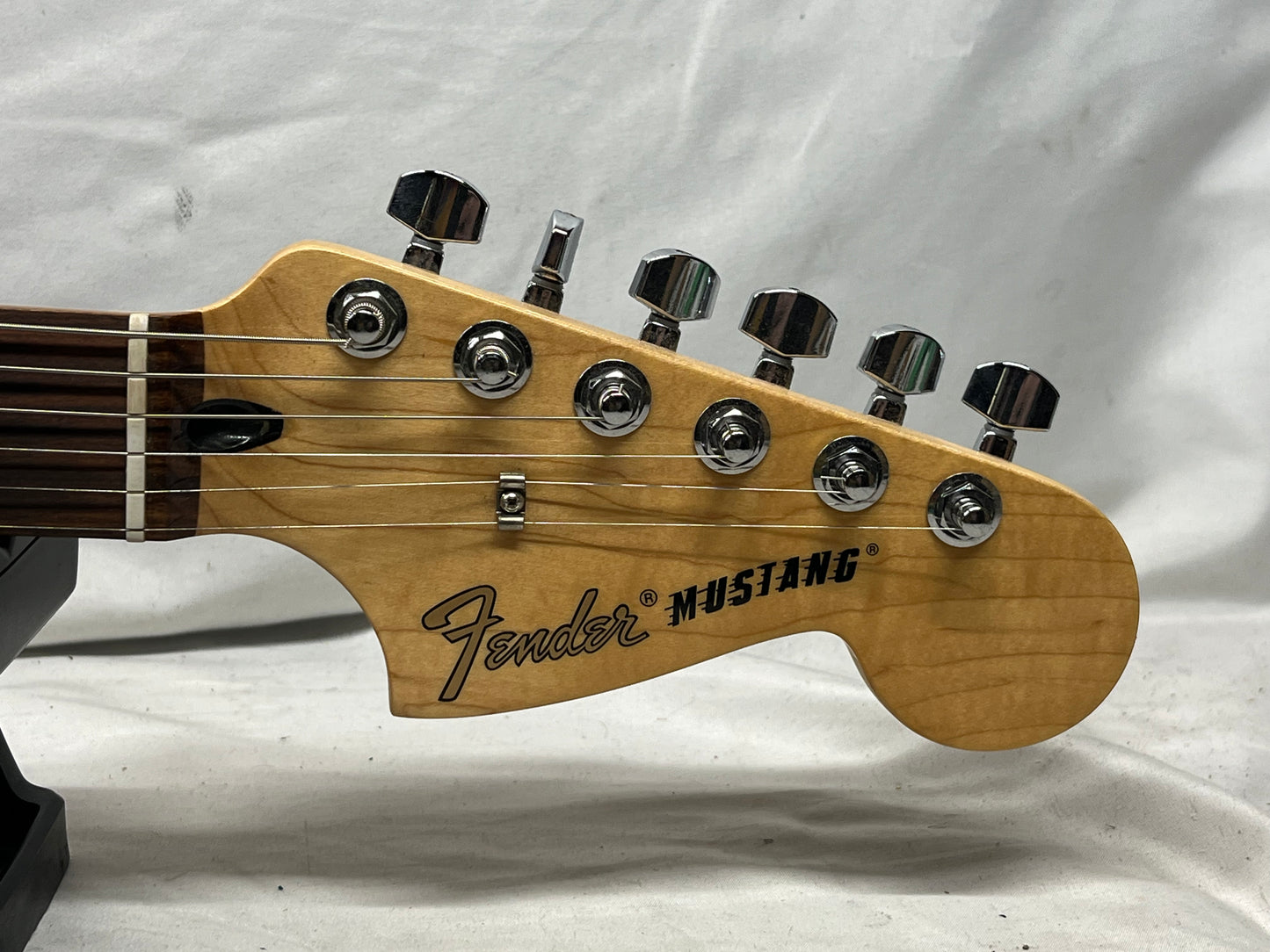 Fender Player Mustang 90 Electric Guitar - Aged Natural