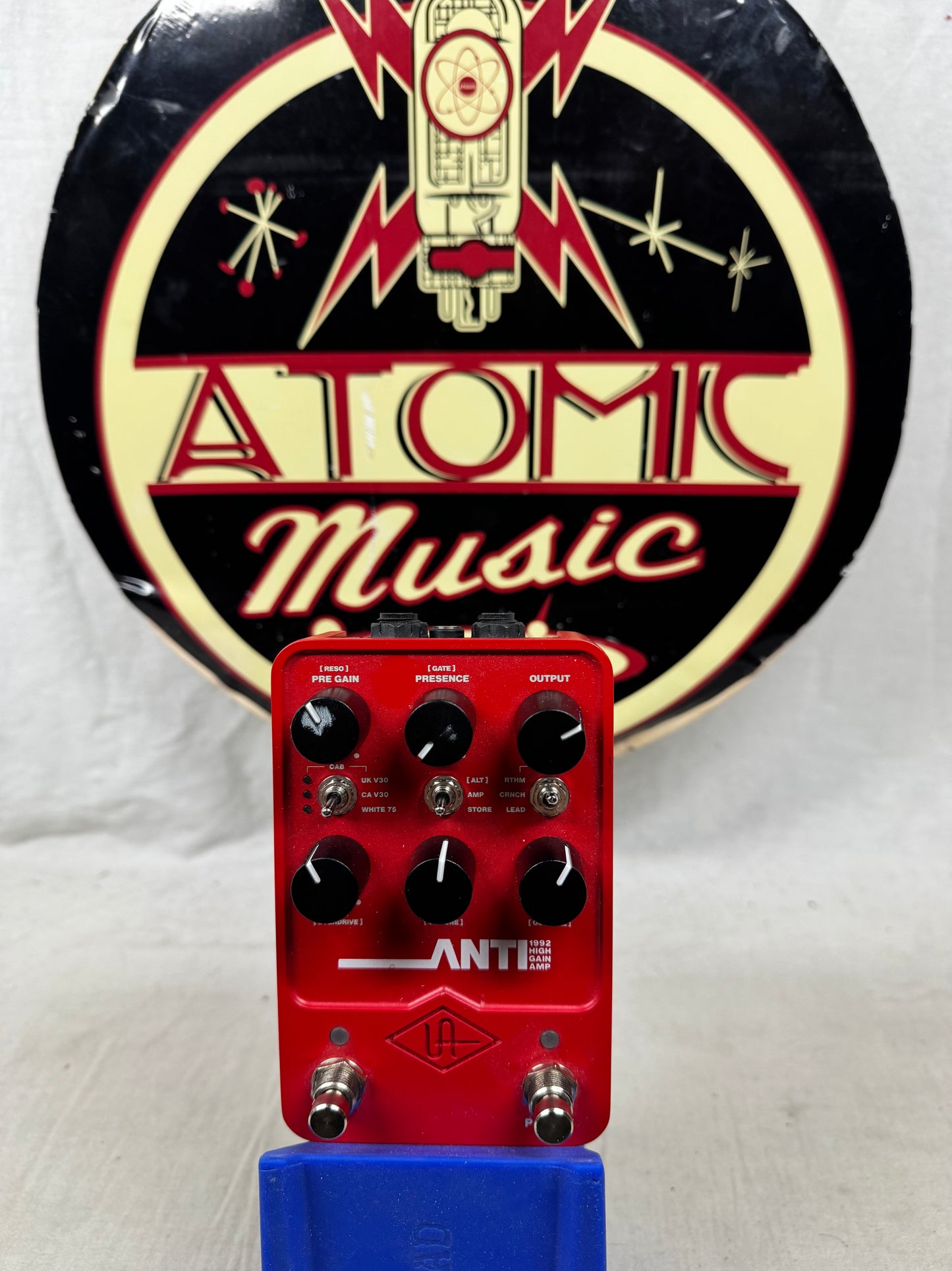 Universal Audio Anti 1992 High Gain Amp Amplifier Modeler Distortion Pedal
