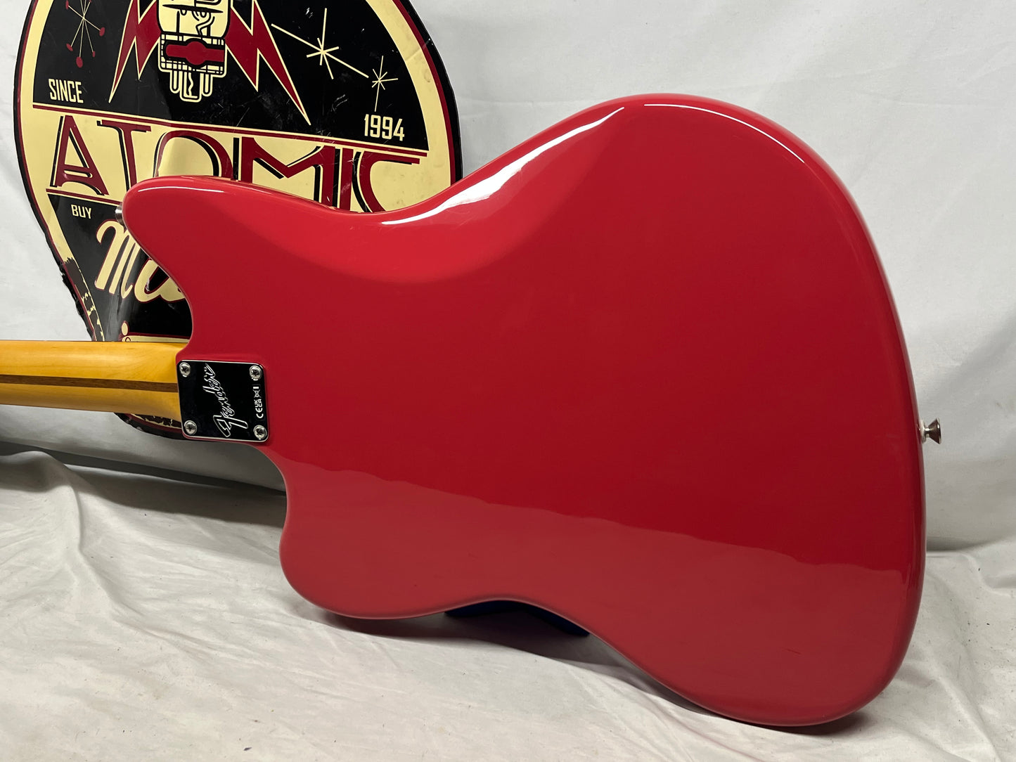 Fender American Professional Classic Jazzmaster Electric Guitar - Faded Dakota Red