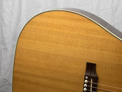 Gibson J-45 j45 Studio Jumbo Acoustic Guitar with Road Runner Case 2019