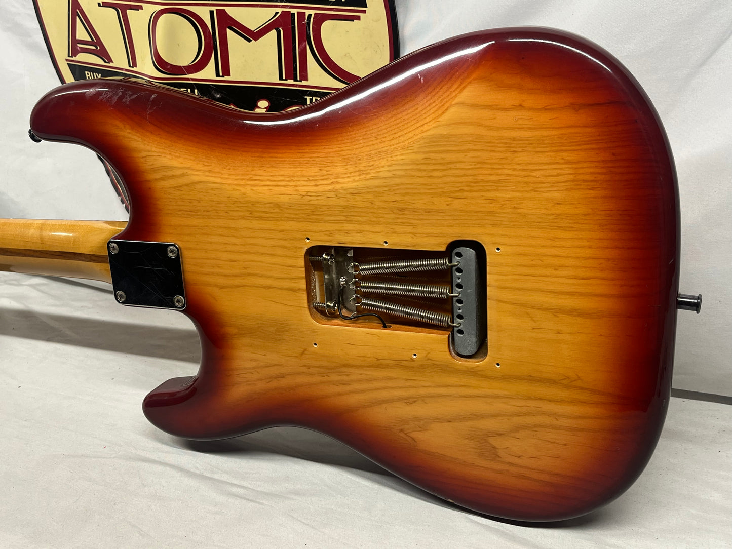 Fender GC Prop Standard Stratocaster strat HSS Electric Guitar - Sienna Sunburst