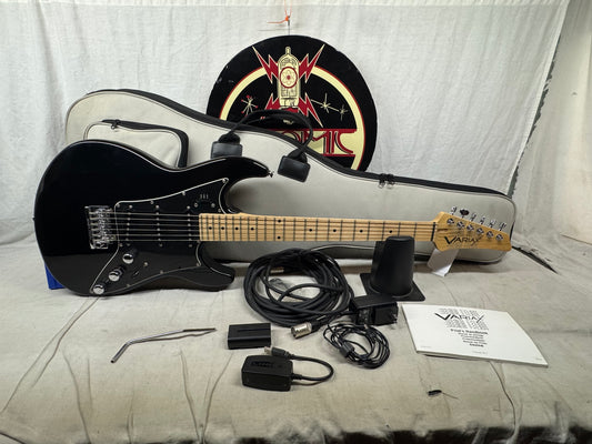 Line 6 JTV-69S jtv69s James Tyler Variax Modeling Guitar with Gig Bag 2013