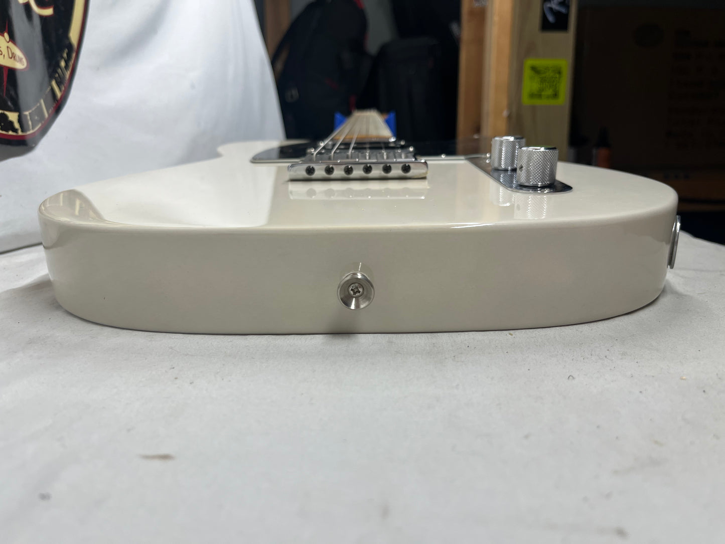 Fender Deluxe Nashville Telecaster Tele Electric Guitar - White Blonde