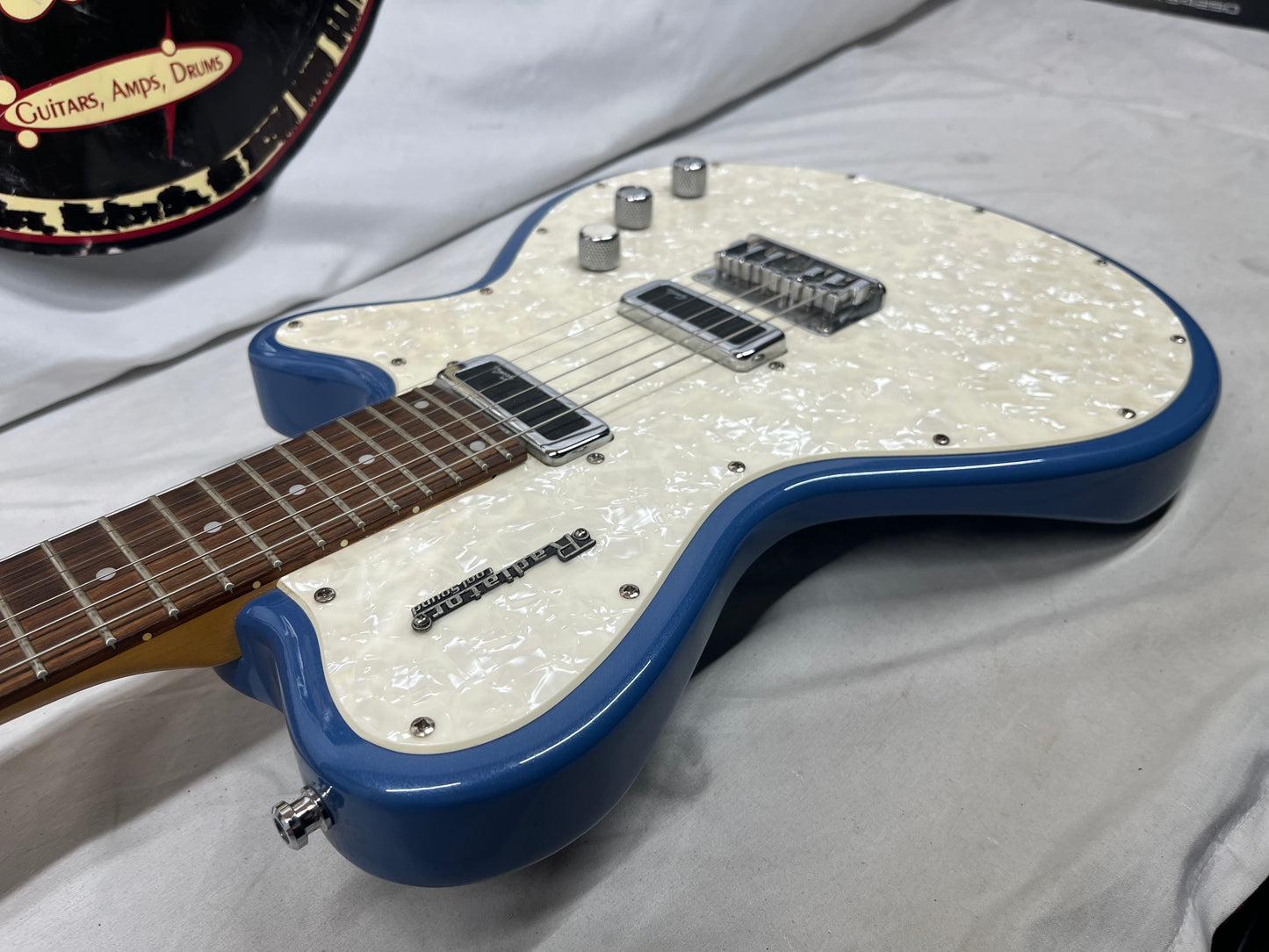 Godin Radiator Singlecut Electric Guitar
