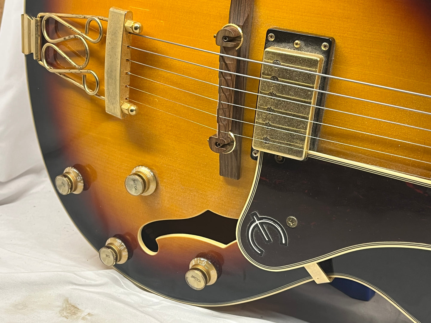 Epiphone Joe Pass Emperor-II Pro Archtop Hollow Body Electric Guitar