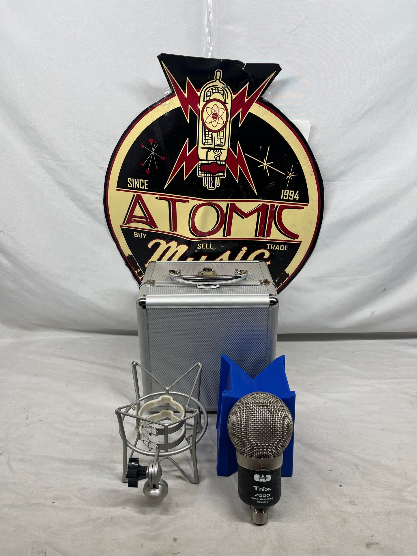 CAD Trion 7000 Dual-Element Ribbon Microphone with Case and Shock Mount