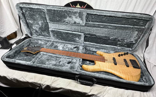 Prat Custom 5-string Bass with Wolfpak Soft Case