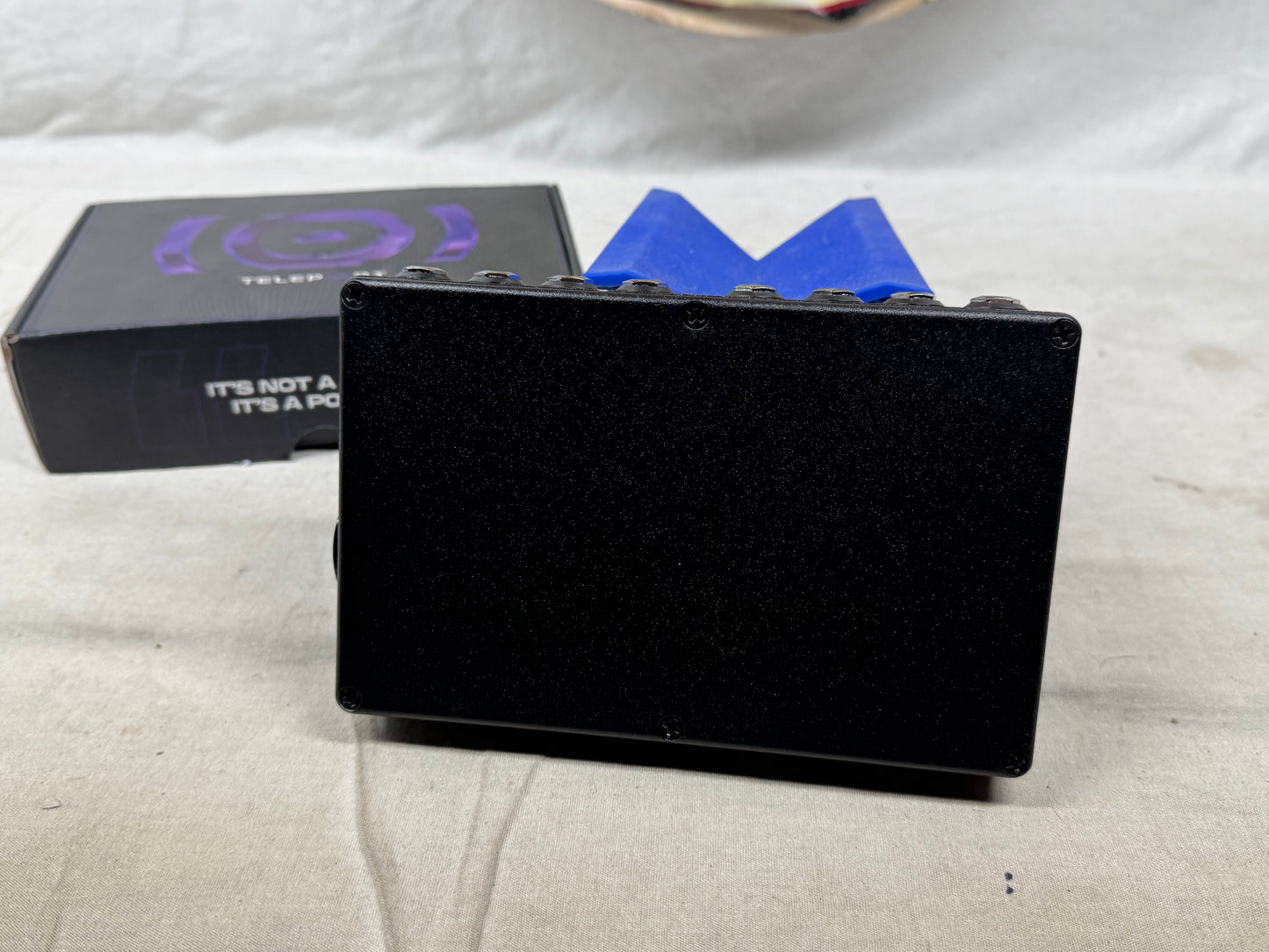 GuitarGate Labs Teleport Collaborative Looper Pedal with Box