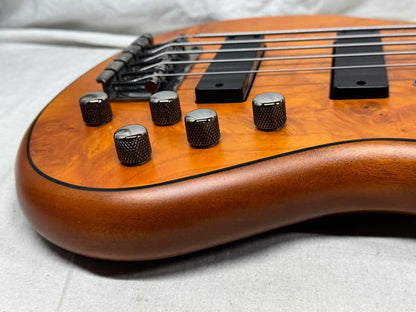 MTD Michael Tobias Design Kingston Z5 z 5 V 5-string Bass - Image 15