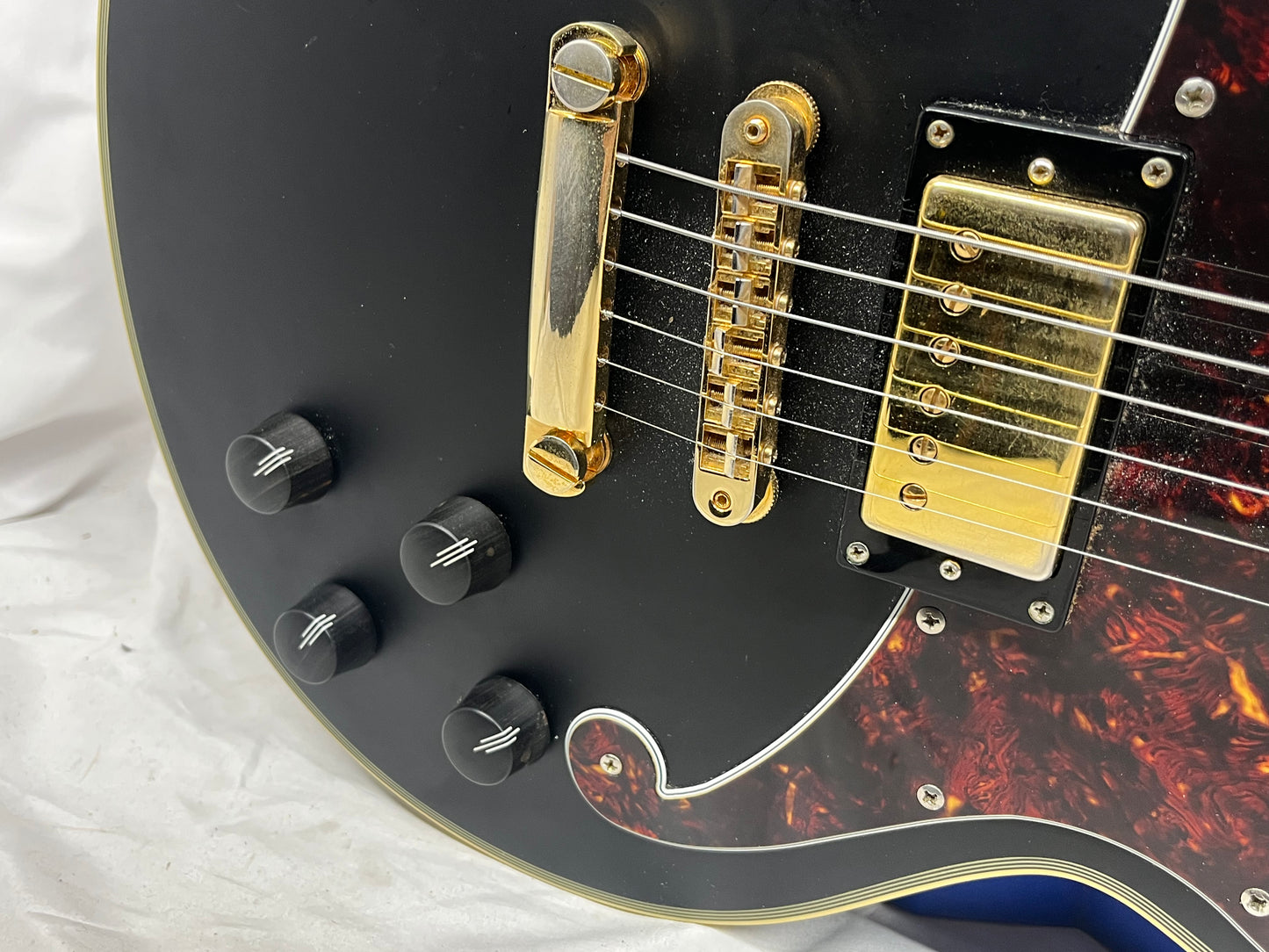 D'Angelico Deluxe Brighton Doublecut HH Electric Guitar with Hard Case - Matte Black