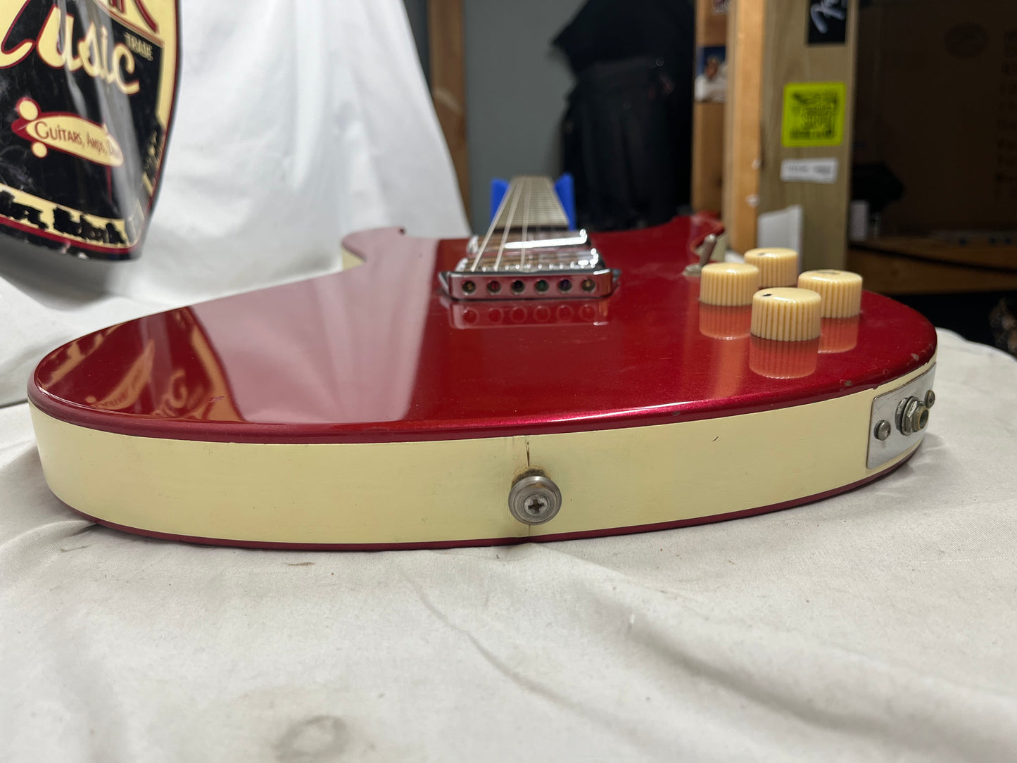 Danelectro Hodad Doublecut Electric Guitar - Red Pearl